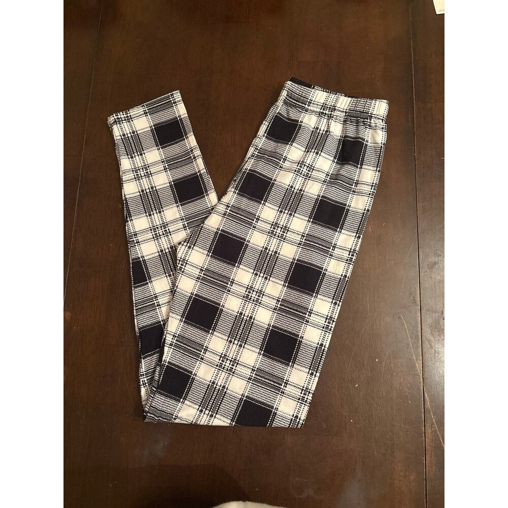 Woman's leggings plaid buffalo check checkered black white holiday basic stripes